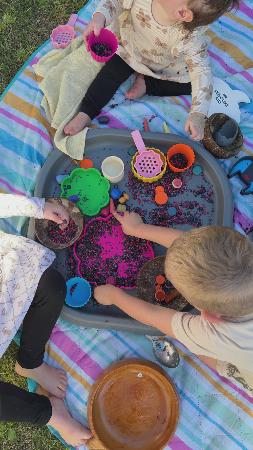 Scalloped Sensory Trays